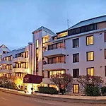 Chateau Blanc Suites - A Clarion Collection Hotel