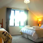 3 Rooms At Jellie Park