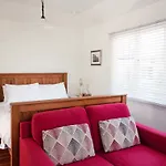 Melrose Bed And Breakfast