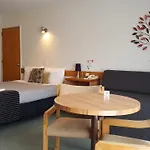 Aalton Motel