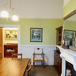 Holly Manor - The Historic Gallery