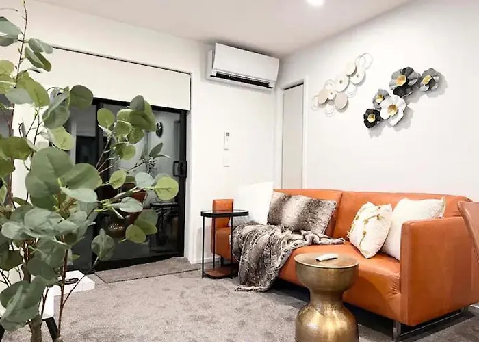 Christchurch Cbd Luxury Townhouse