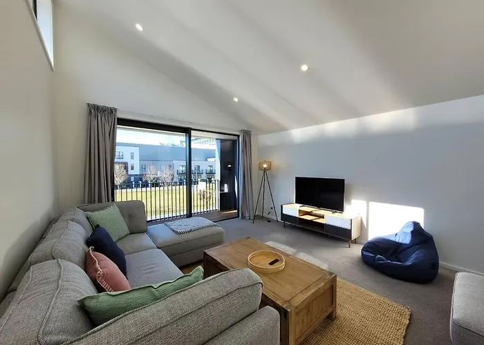 Downtown Apartment