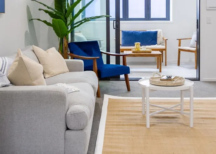 Greek Island Inspired 2 Bed Room 1 Bath Townhouse