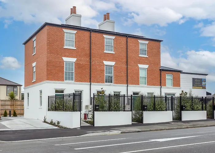 Three Bedroom Georgian Retreat
