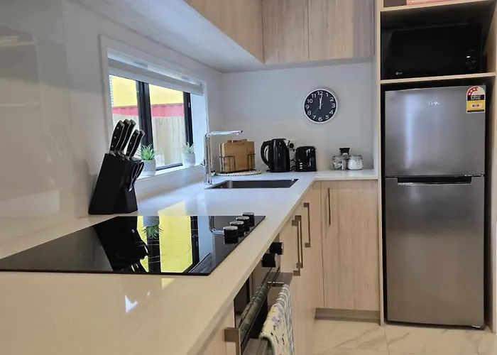 Bath Street Apartments G15