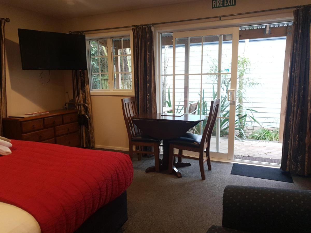 Cranford And 4* Christchurch