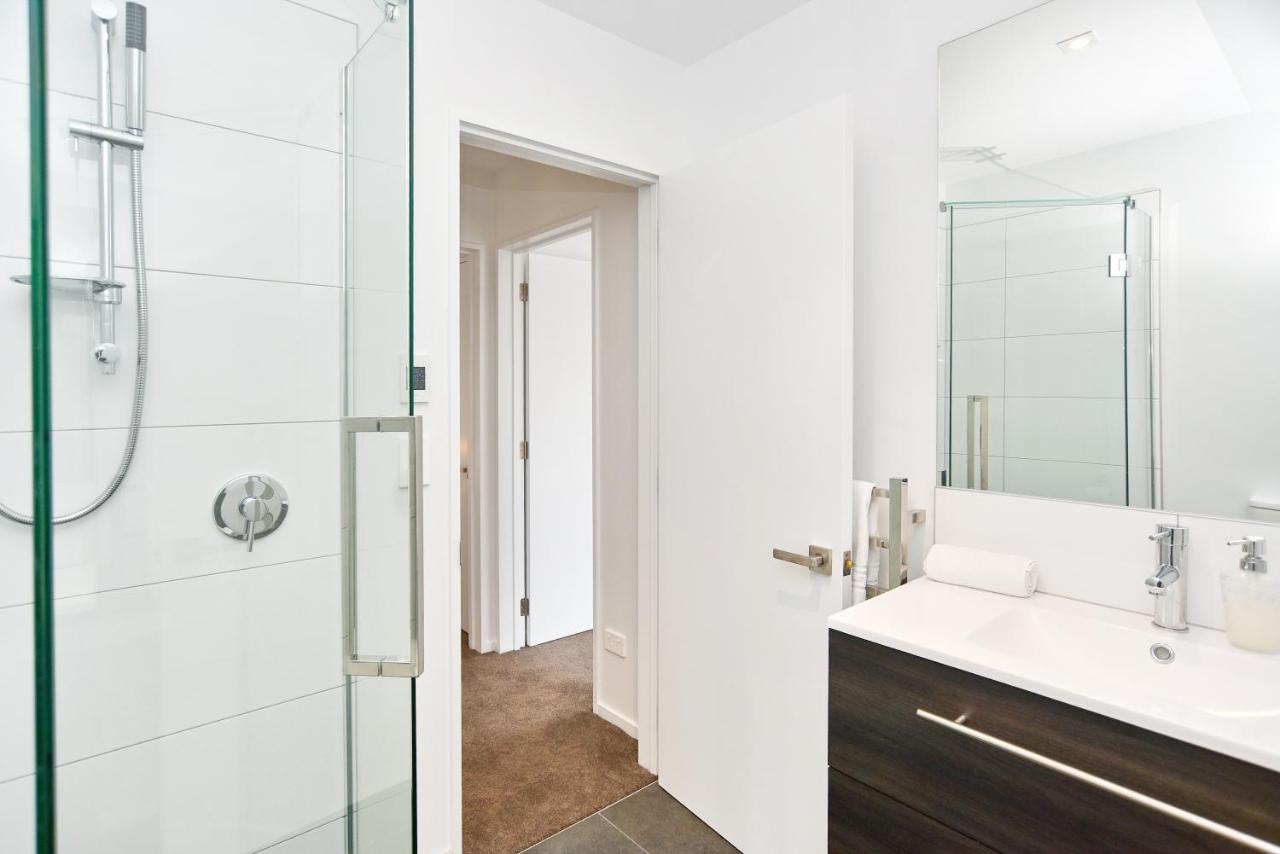 Apartment Salisbury Style - Modern - Homes