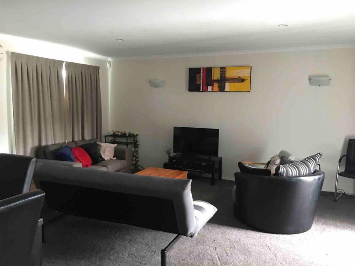 Comfortable Close To Airport *