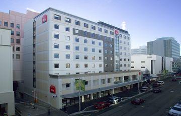 Ibis 3*