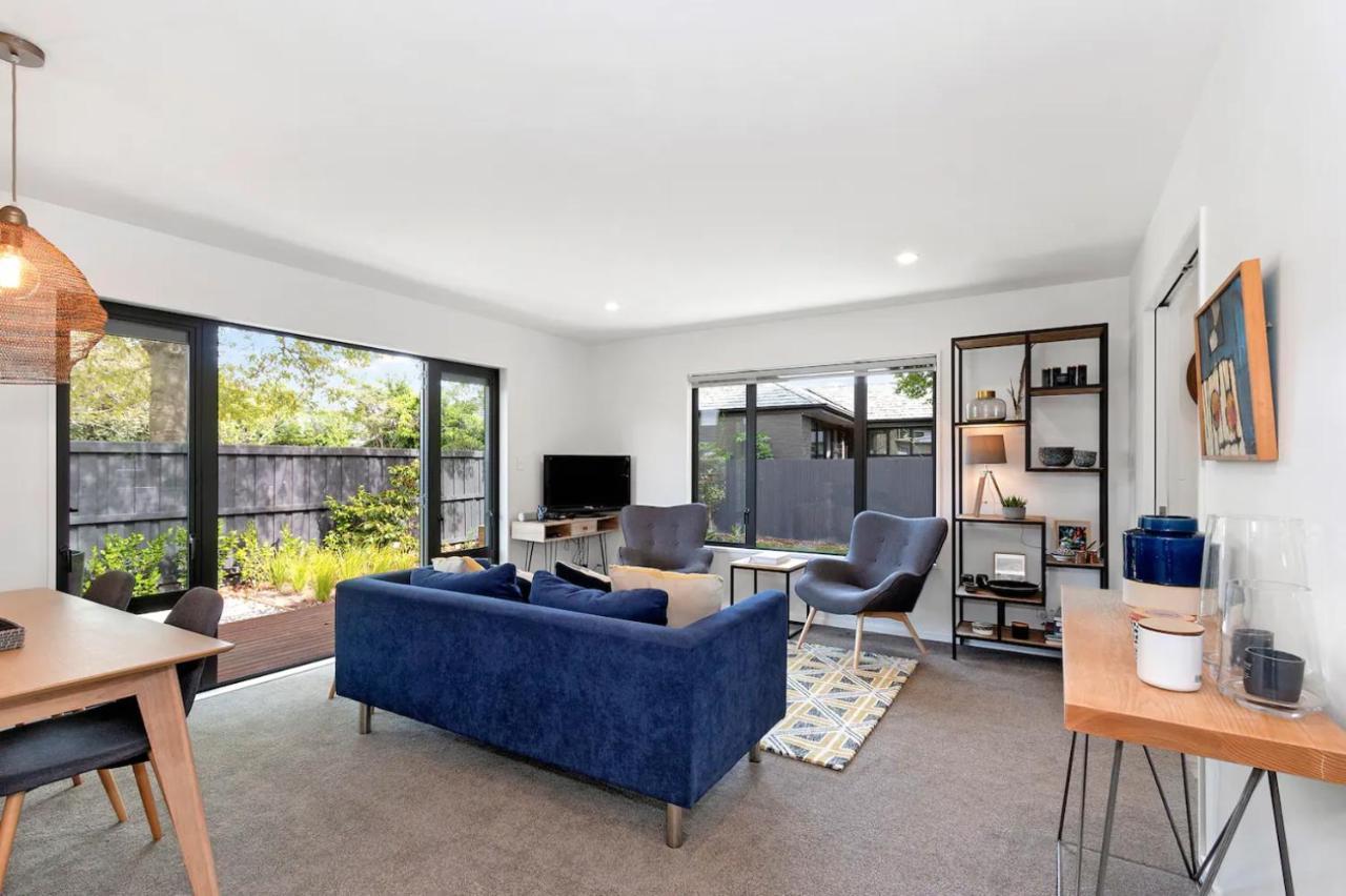 Apartment Merivale Village