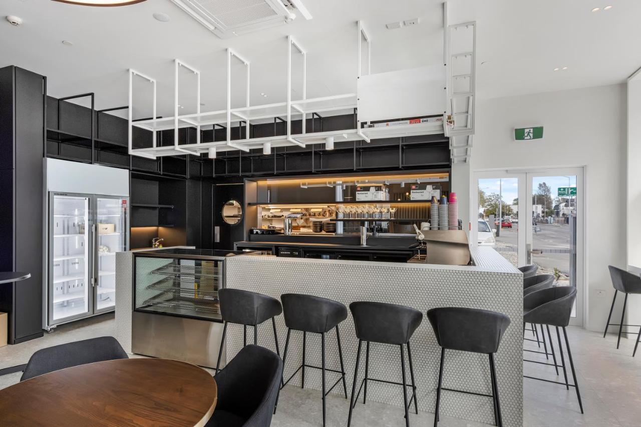 Wyndham Garden Kilmore Street 4*
