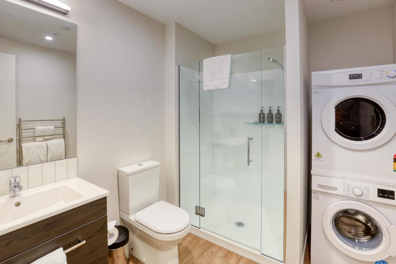 Wyndham Garden Kilmore Street Hotel 4*