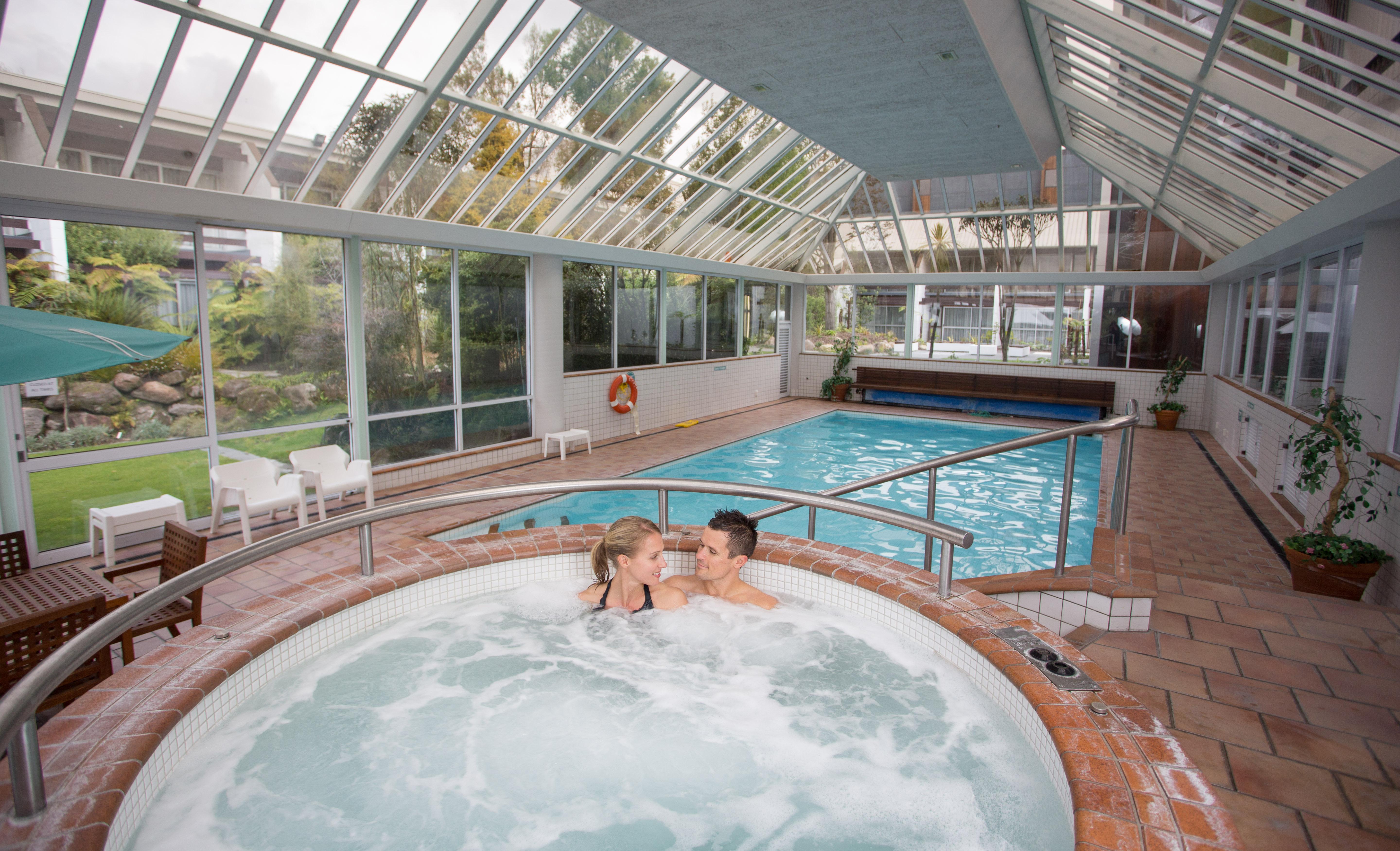 Commodore Airport Hotel 4*
