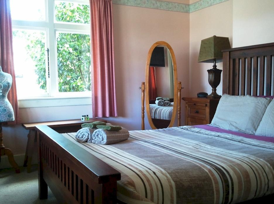 Designer Bed & Breakfast