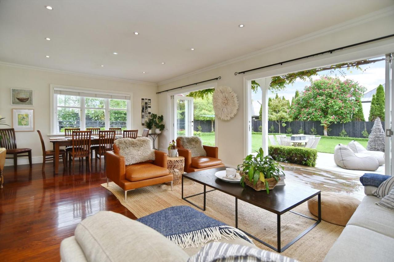 Retreat - Homes Holiday home