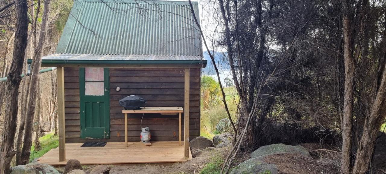 Manaaki Mai, Rustic Retreat Bush Christchurch