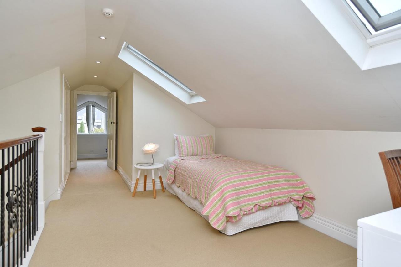 Retreat - Homes *