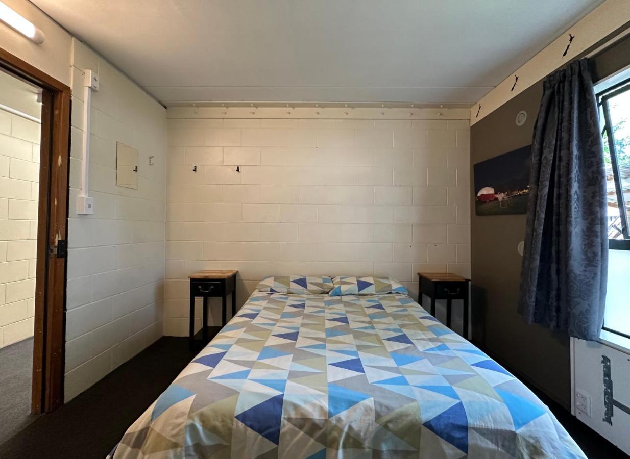 Around The World Backpackers Hostel Christchurch