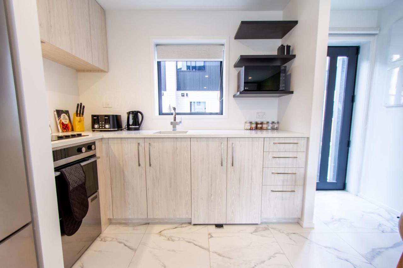 Sunny Townhouse Central City 2 Bedroom Apartment Christchurch
