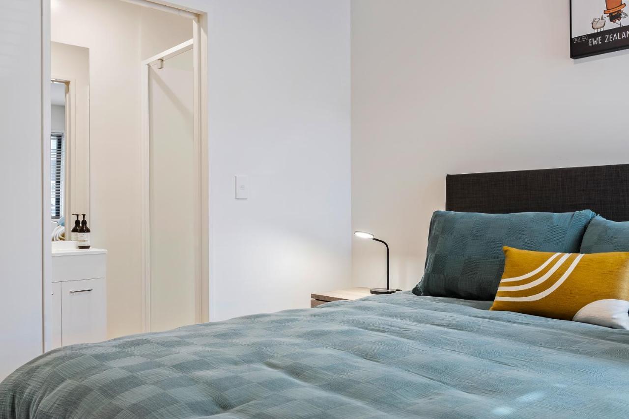 Apartment 1 Bedroom Base With Free Car Park *