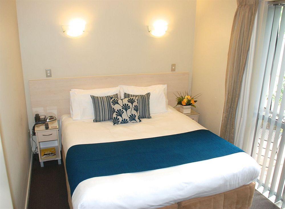 166 Majestic Court 4*