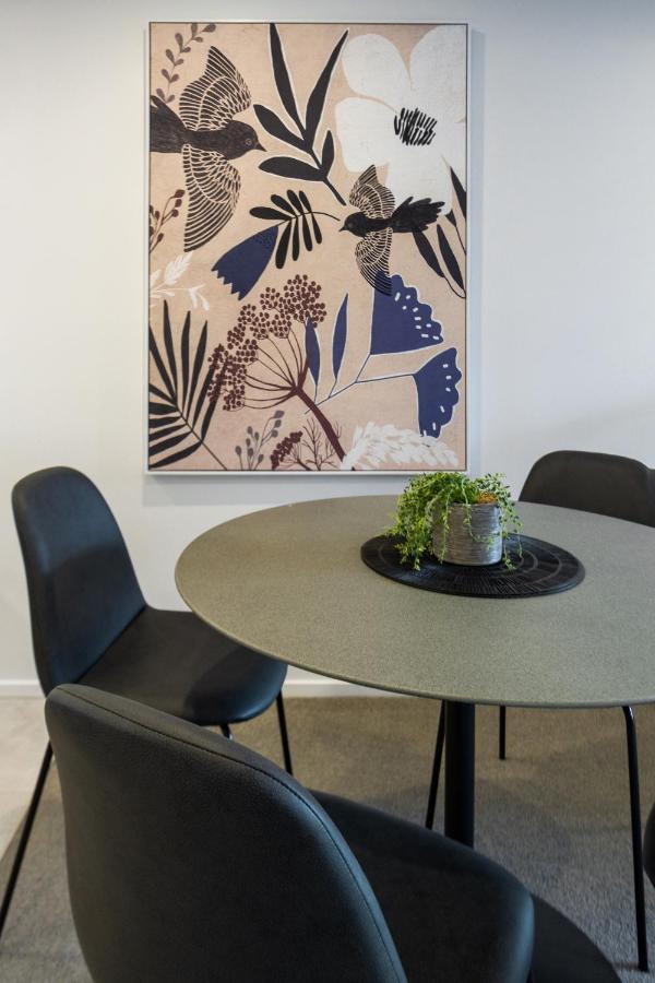 Lights Retreat With Carpark 2 Bed 2 Bath Christchurch