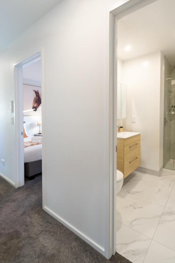 Stylish In The Heart Of 2 Bed * Christchurch
