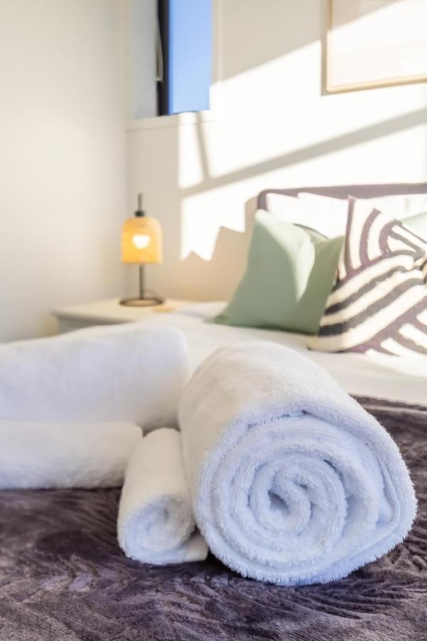 Stylish In The Heart Of 2 Bed Apartment Christchurch
