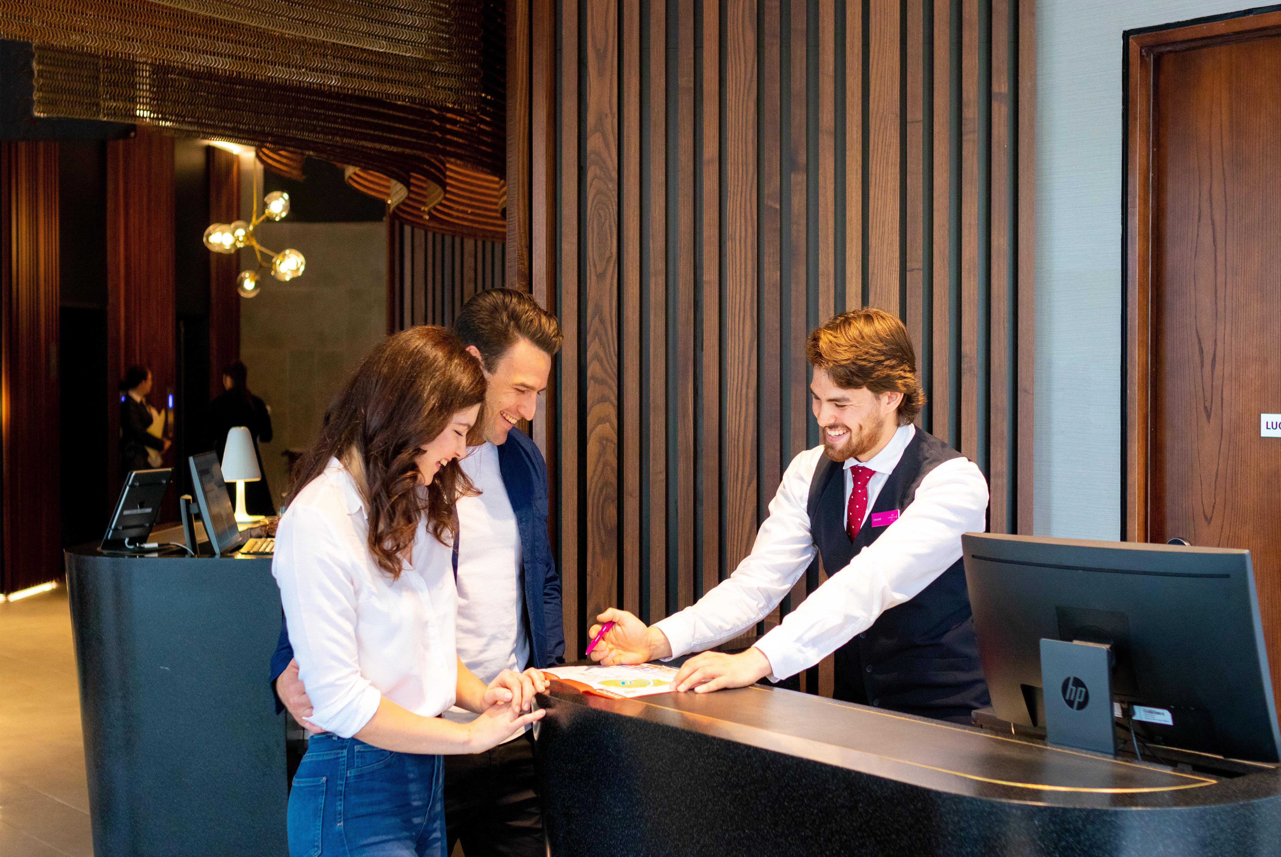 Crowne Plaza By Ihg