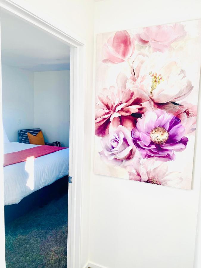 Cbd Luxury Townhouse