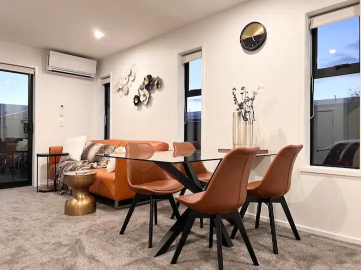 Cbd Luxury Townhouse *