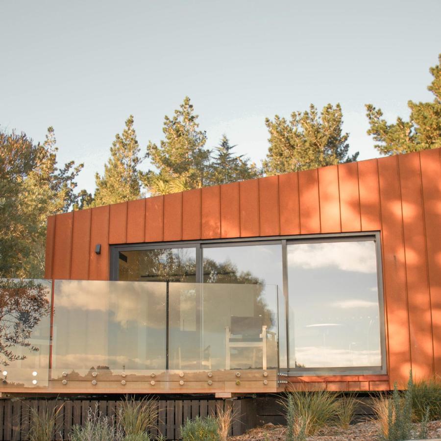 Tussock Hill Vineyard Retreats 4*
