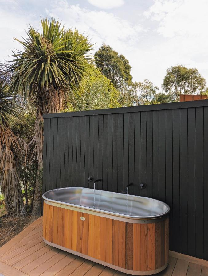 Tussock Hill Vineyard Retreats Hotel Christchurch