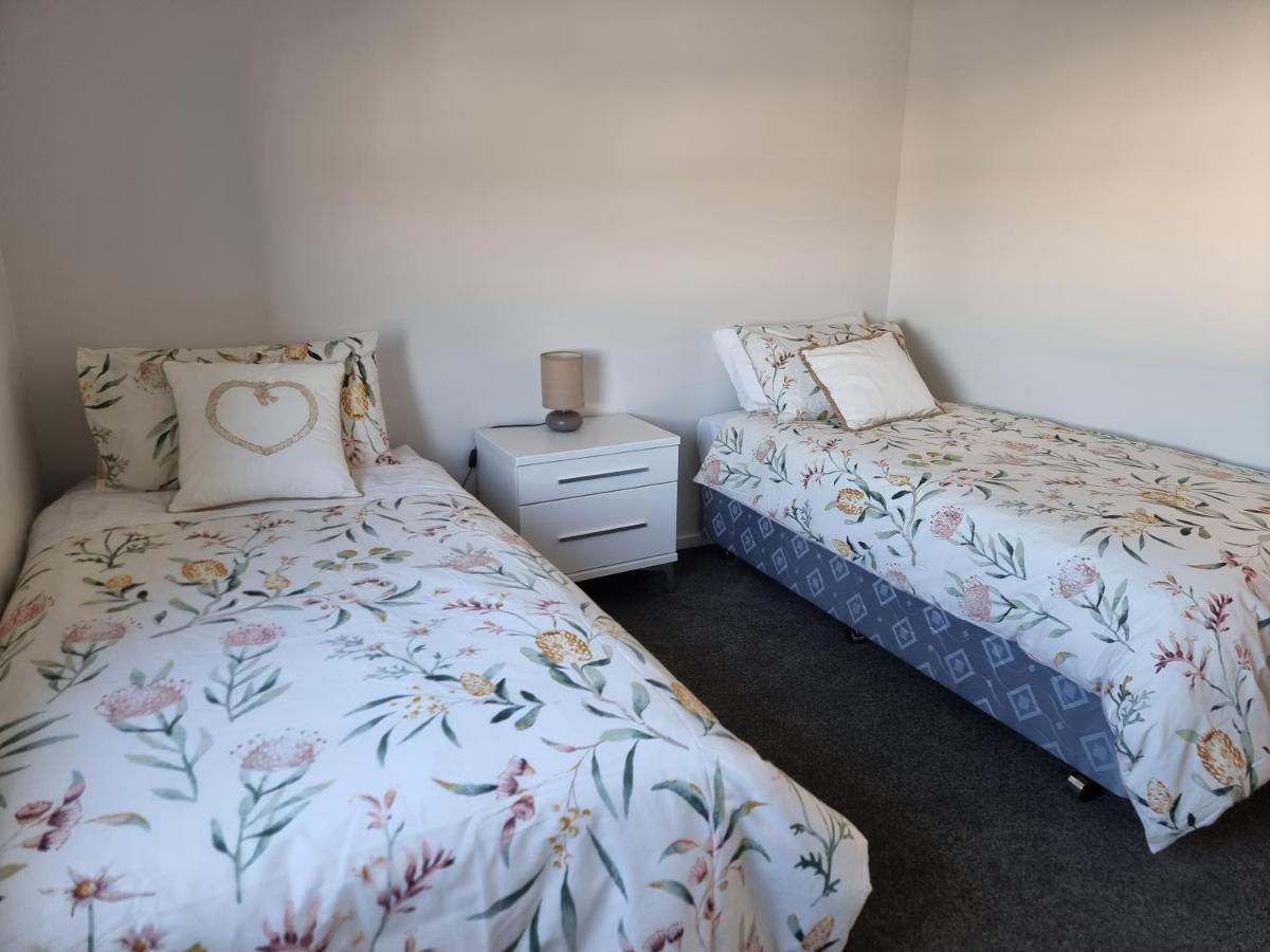 Addington Townhouse With Carpark 8mins Walk To Hagley Park South Holiday home *