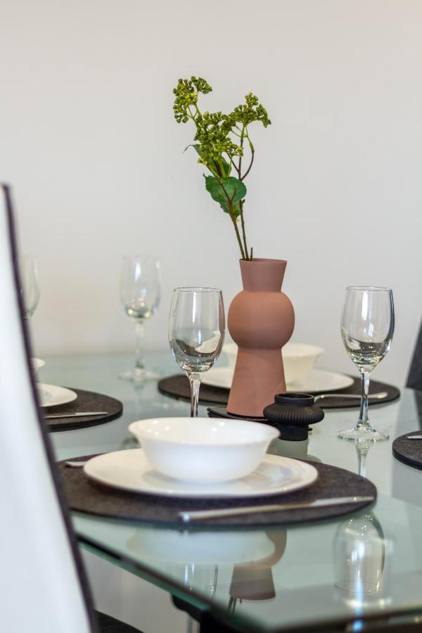 Apartamento Tuam Street Treasure- 2 Bed 2 Bath