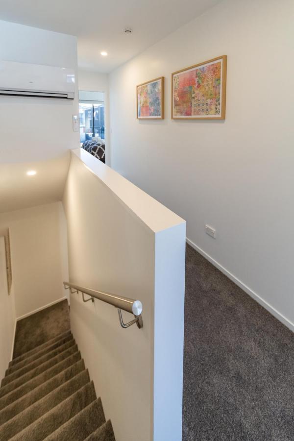 Tuam Street Delight 4 Bed 4 Bath * Christchurch