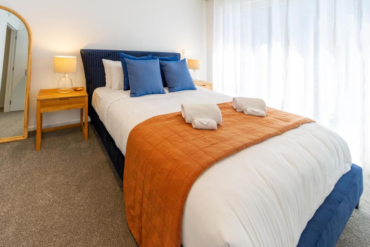 Apartment Heart Of Cbd Hideaway 2bed 1 Bath *