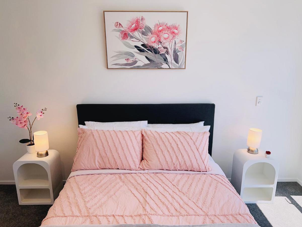 Walking Distance To Riverside Market & Hospital Apartamento