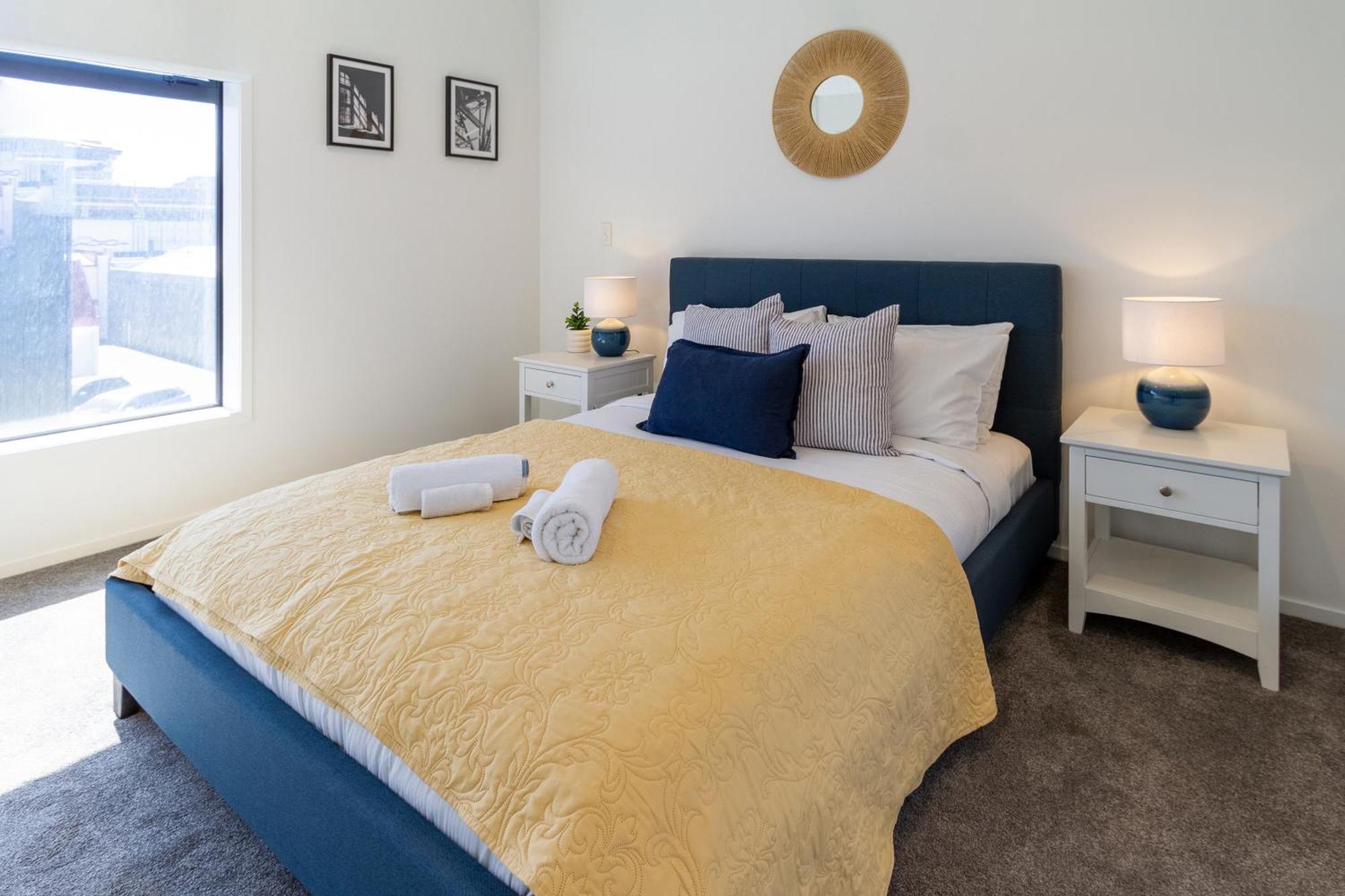 Two Bedroom, Two Bathroom Urban Oasis Apartment *