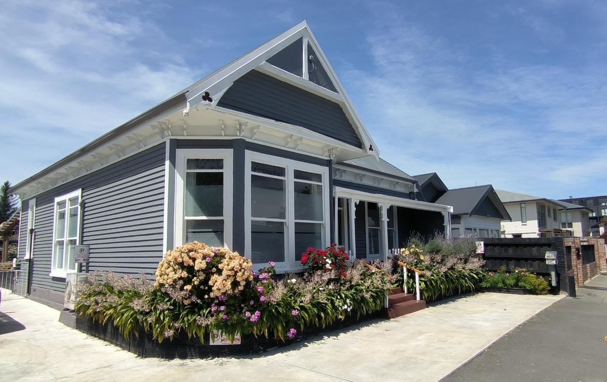 5 Large Bedroom Suitable For 10people Villa Christchurch