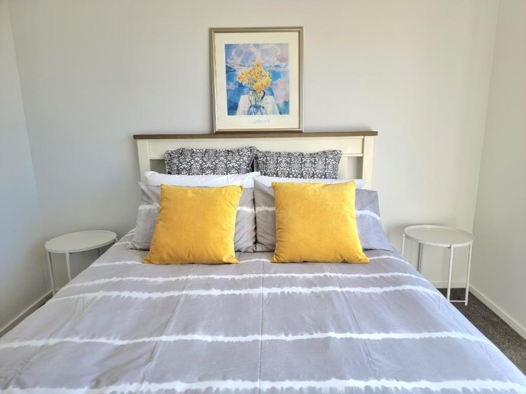 Addington Townhouse With Carpark 8mins Walk To Hagley Park South Holiday home Christchurch