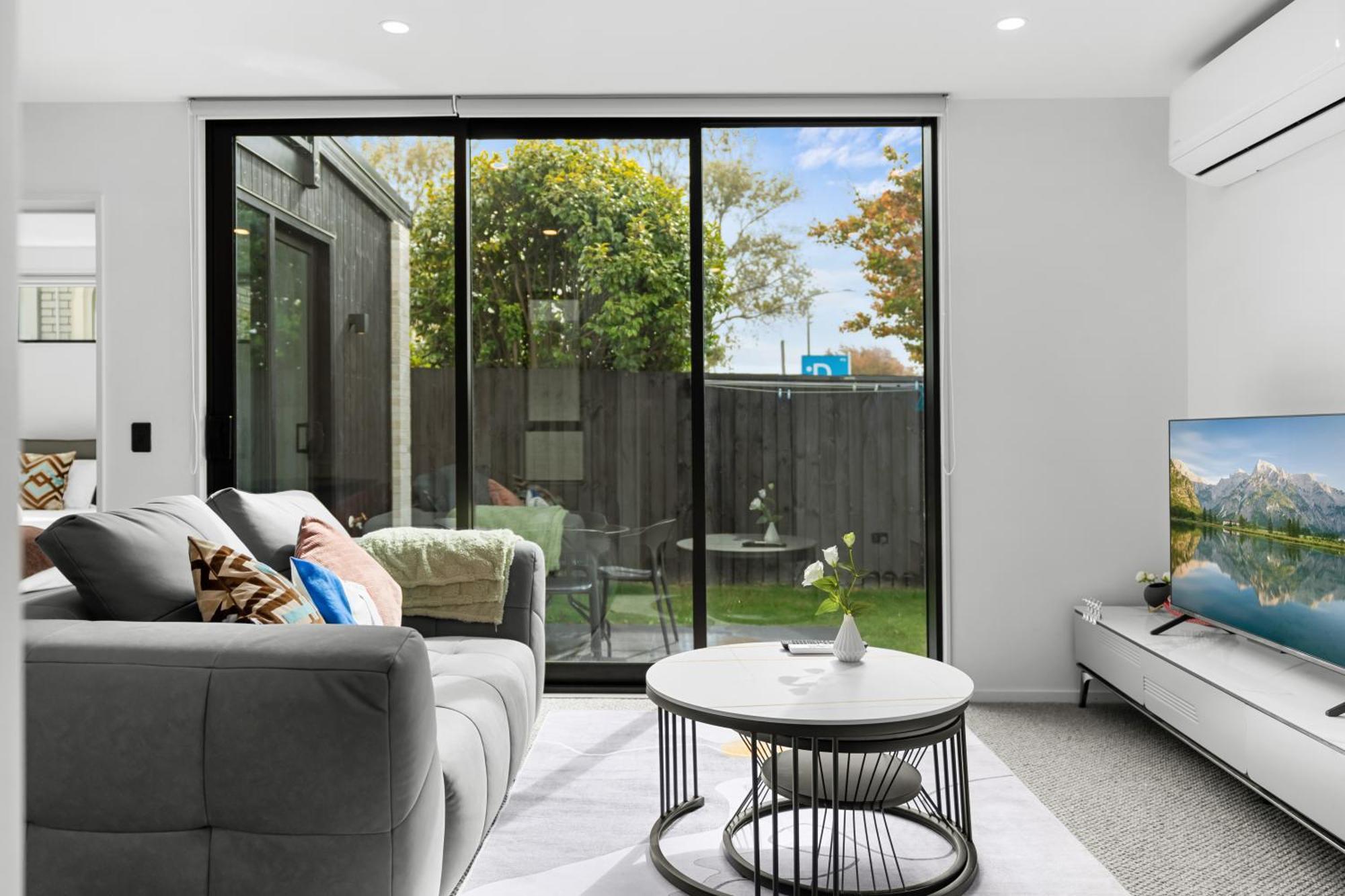Deluxe Downtown 3 Bed 3 Bath * Christchurch