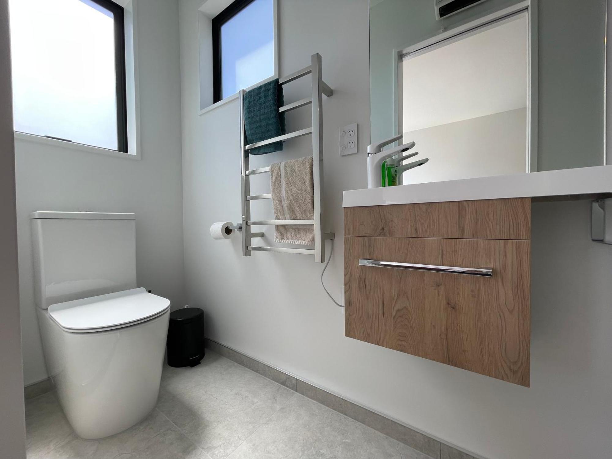 Luxury 2 Bedroom Townhouse Opposite Merivale Mall Apartamento