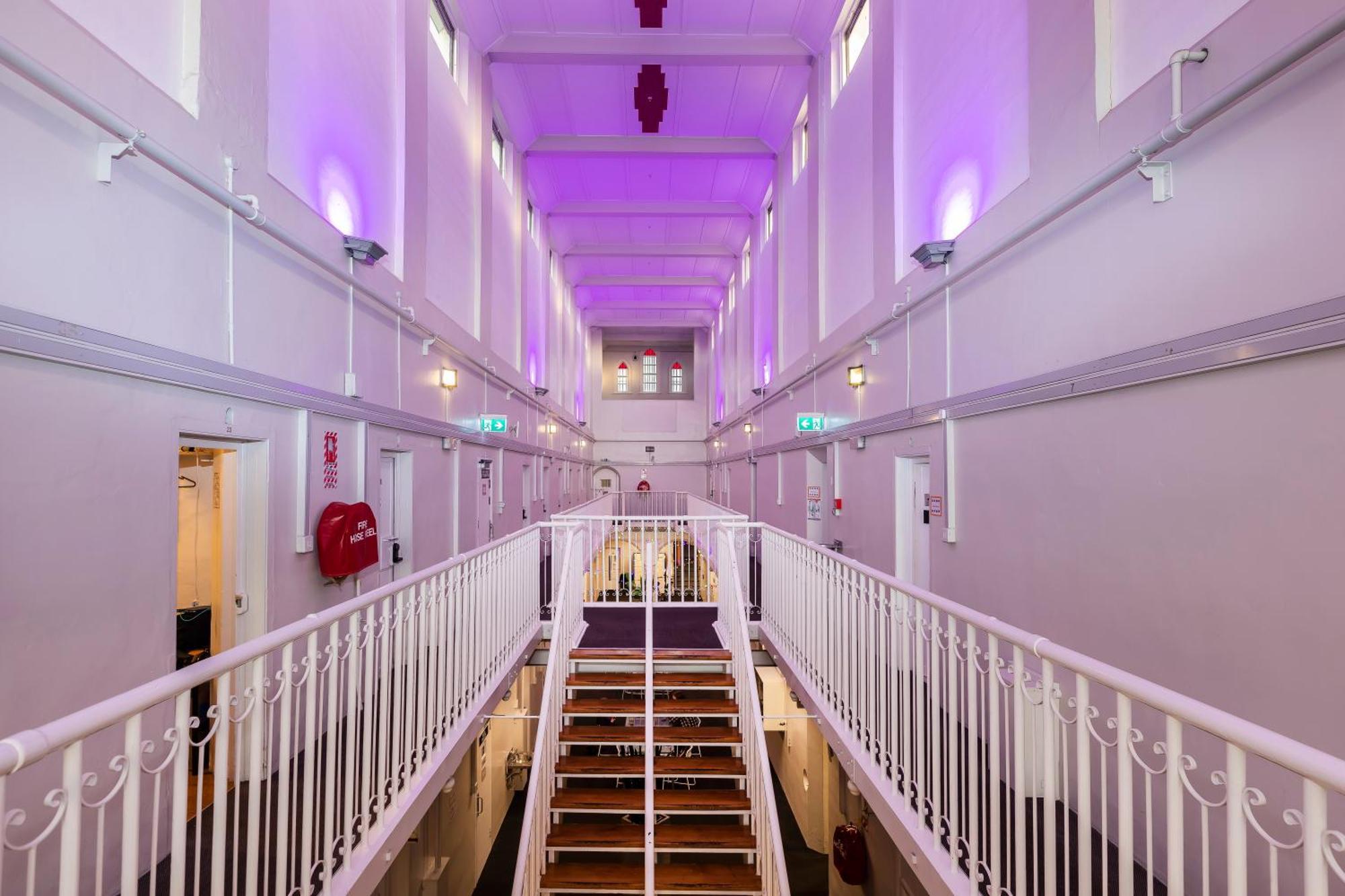 Jailhouse Hostel *