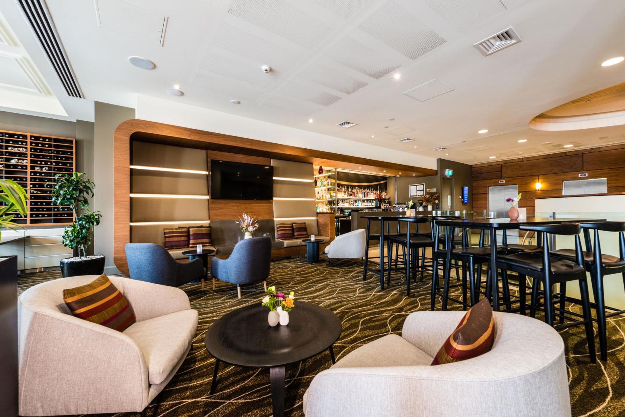 Hotel Novotel Cathedral Square 4*