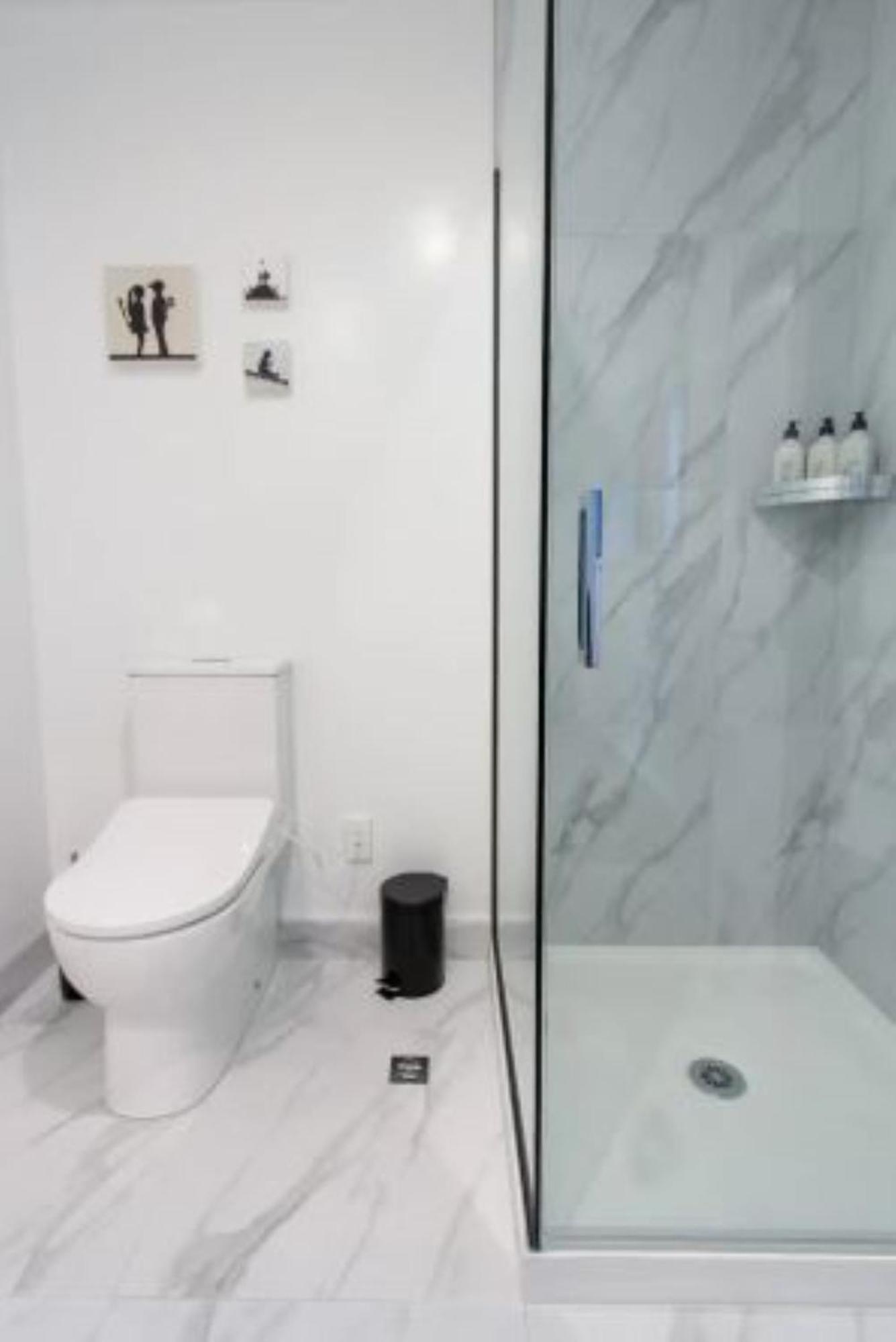 Apartment Deluxe Retreat W/super King Bed *