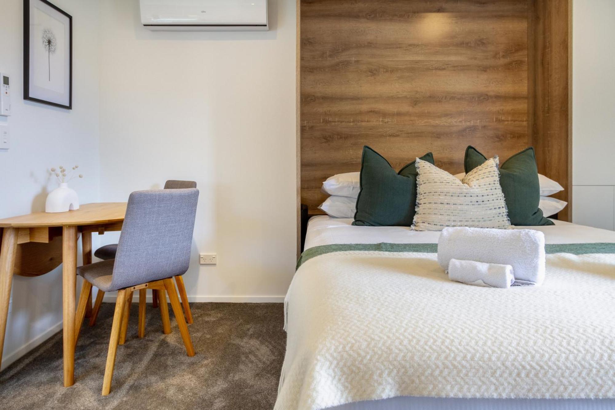 Urban Escape Ground Floor Studio, Wilmer St *
