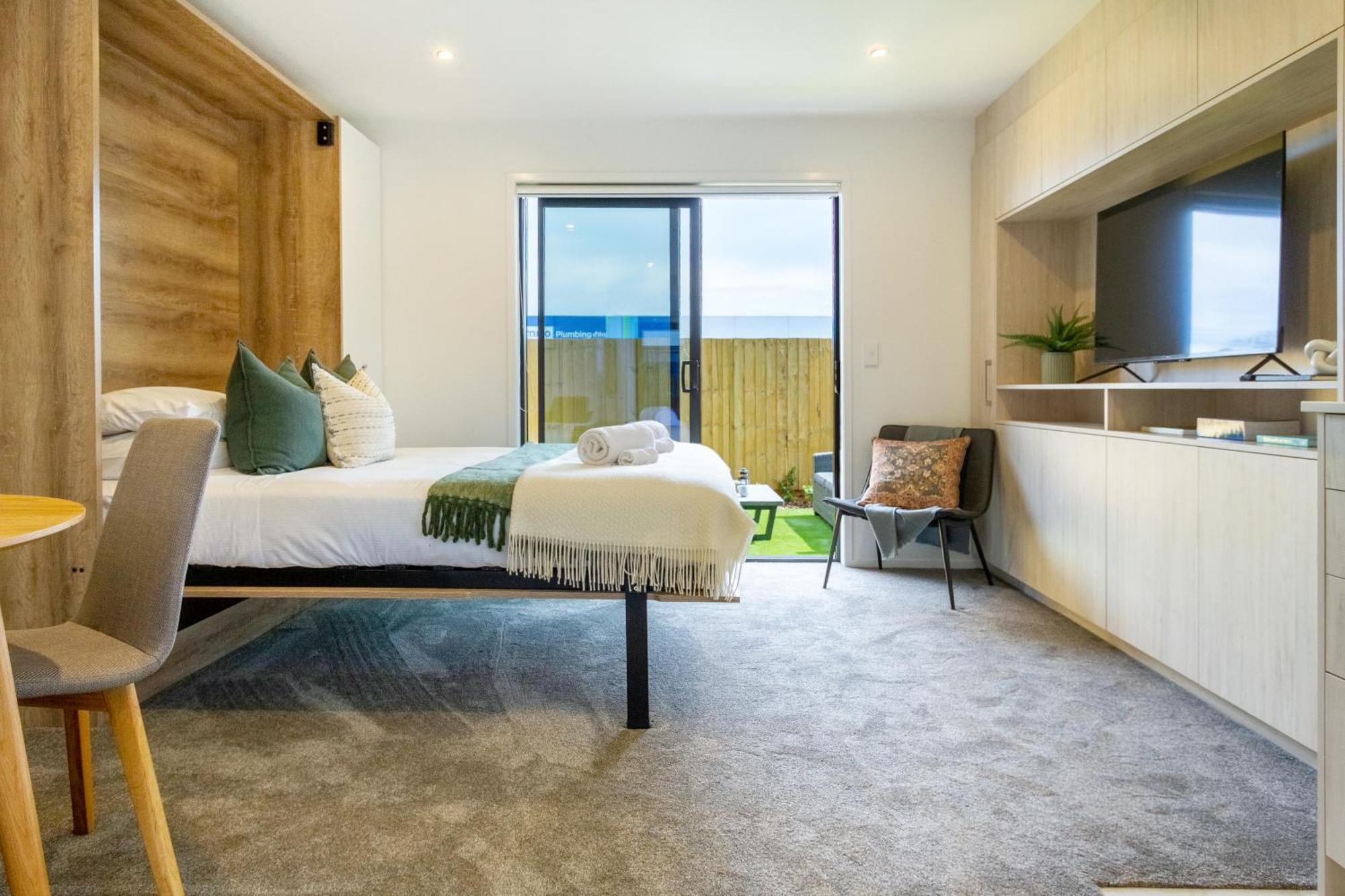 Urban Escape Ground Floor Studio, Wilmer St *