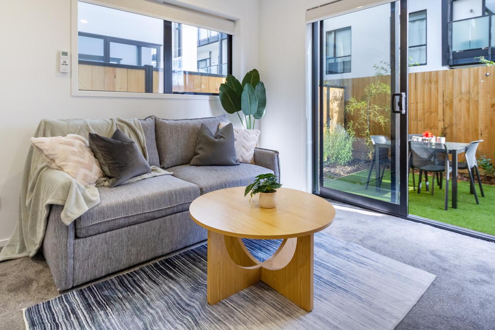 Stylish Cbd Escape 2br Townhouse *